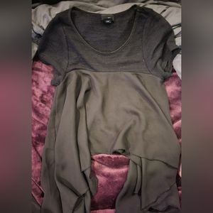 Black Rue 21 tee-shirt size small